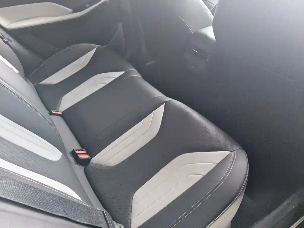 Geely Binrui — миниатюра 13