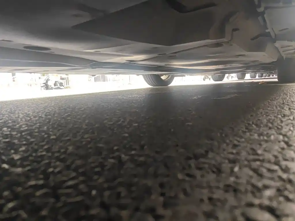 Toyota Camry — миниатюра 17