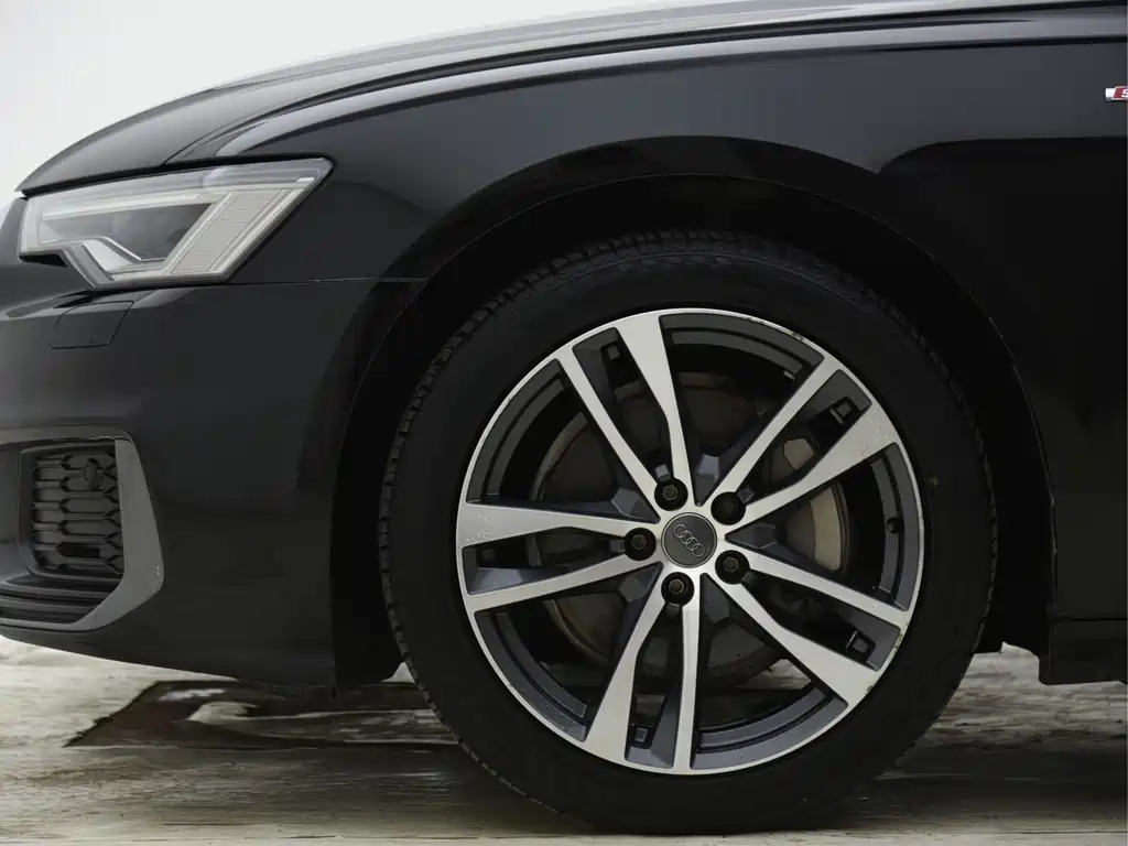 Audi A6L — миниатюра 11