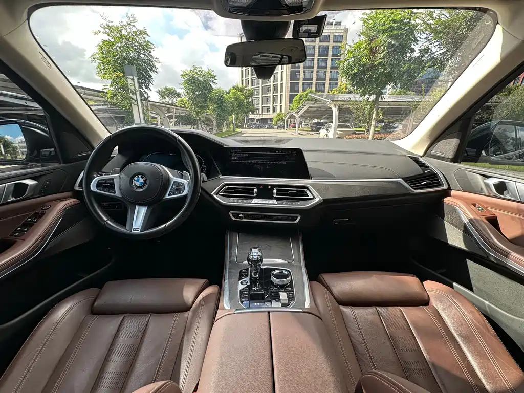 BMW X5 New Energy (Import) — миниатюра 17