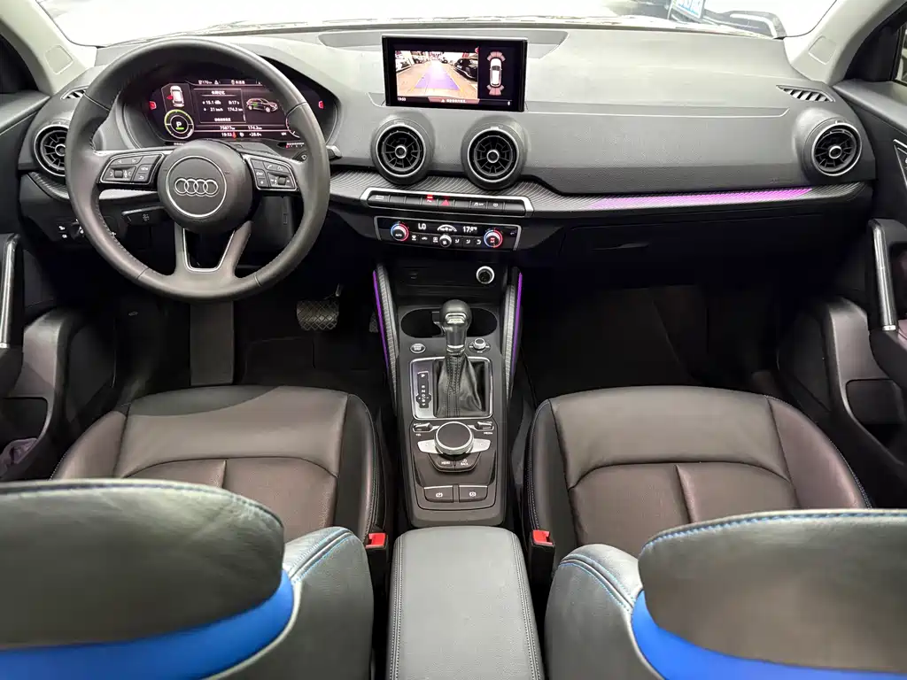 Audi Q2L e-tron — миниатюра 7