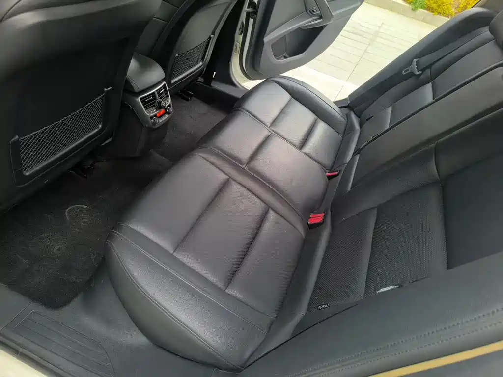 Peugeot 508 2012 2.0L AT Luxury