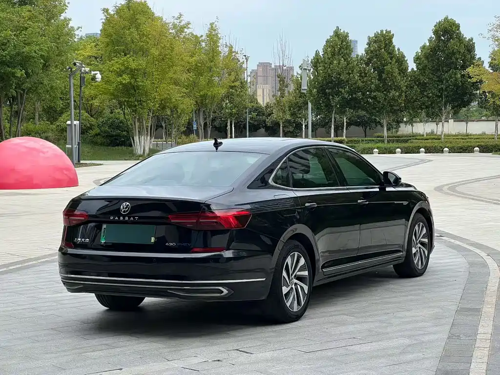 Volkswagen 帕萨特插电混动 — миниатюра 7