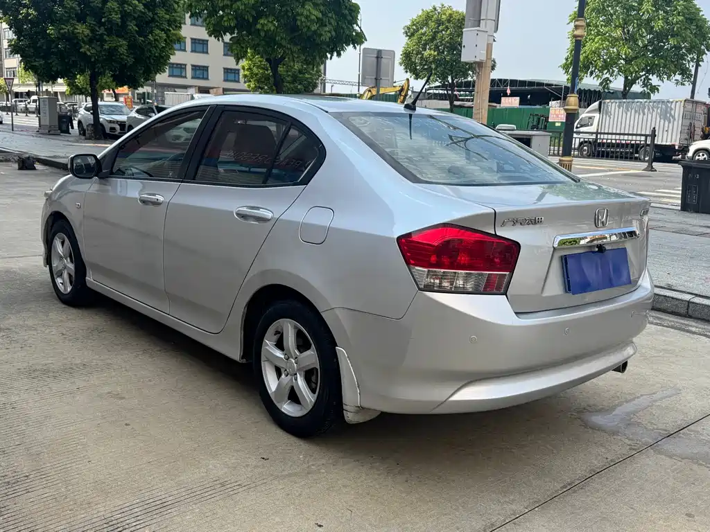 Honda City Classic — миниатюра 6