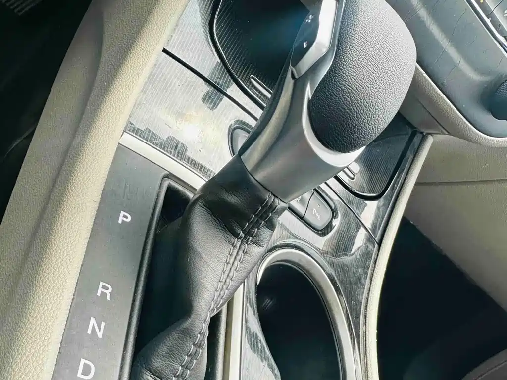 Buick Verano — миниатюра 14