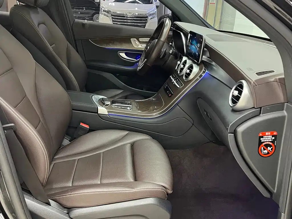 Mercedes-Benz GLC — миниатюра 9