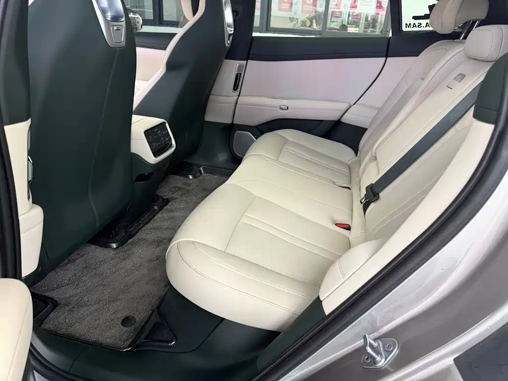 XIAOMI CAR XIAOMI YU7