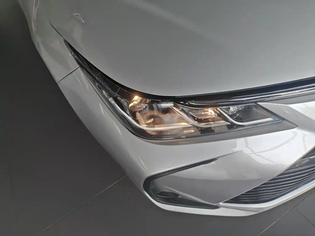 Toyota Corolla — миниатюра 11