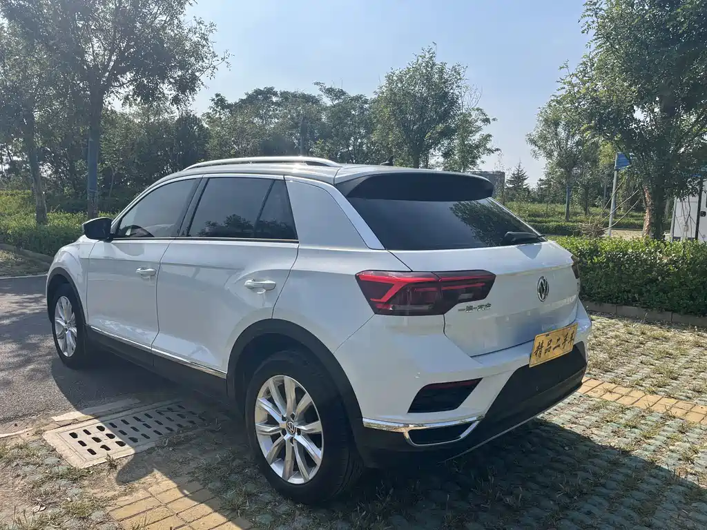 Volkswagen T-Roc — миниатюра 6