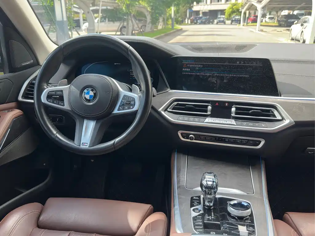 BMW X5 New Energy (Import) — миниатюра 18