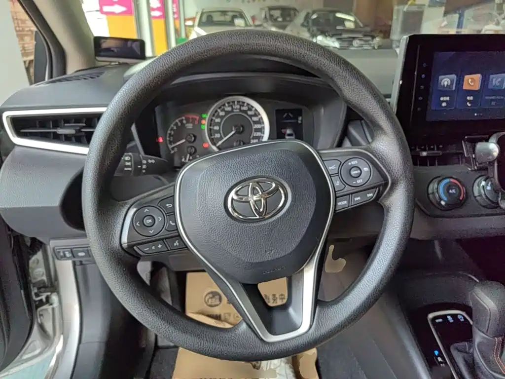 Toyota Corolla — миниатюра 11