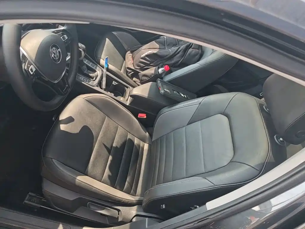 Volkswagen Sagitar — миниатюра 15