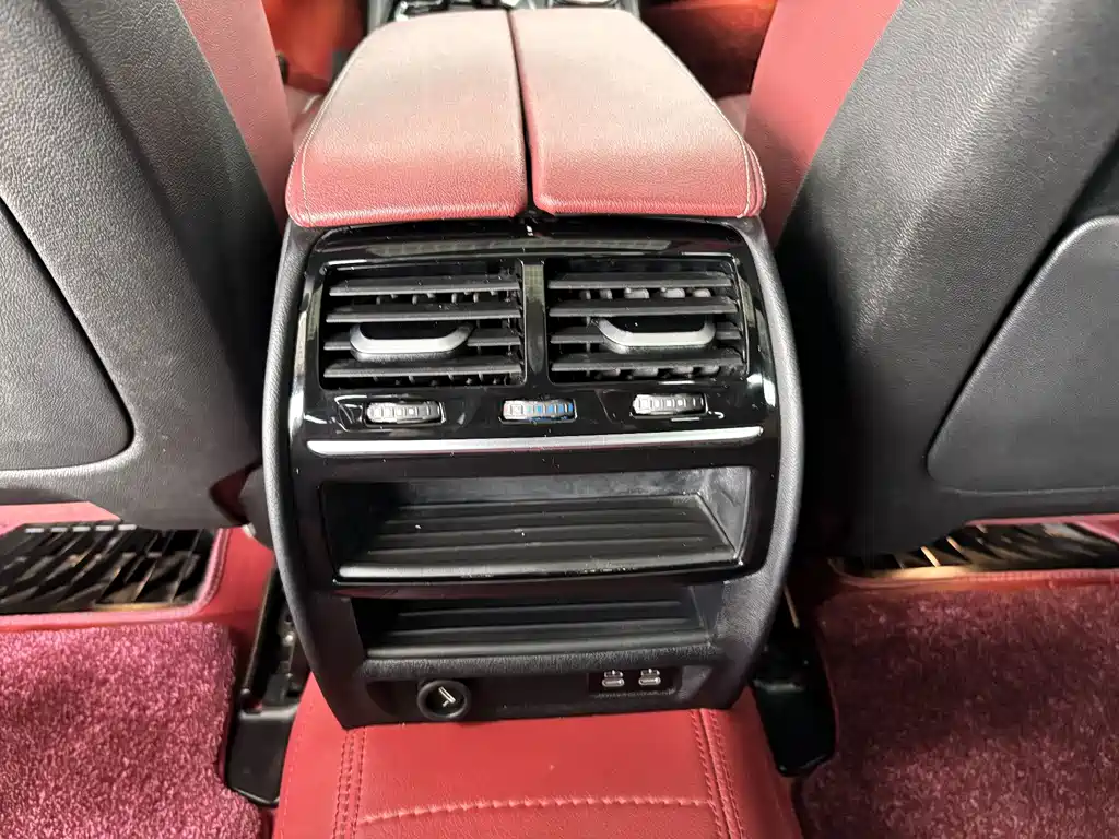 BMW 5 Series — миниатюра 19