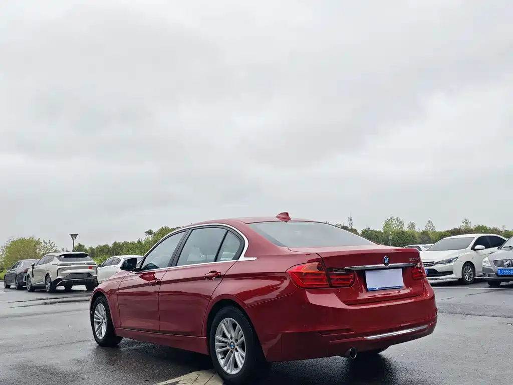 BMW 3 Series — миниатюра 4