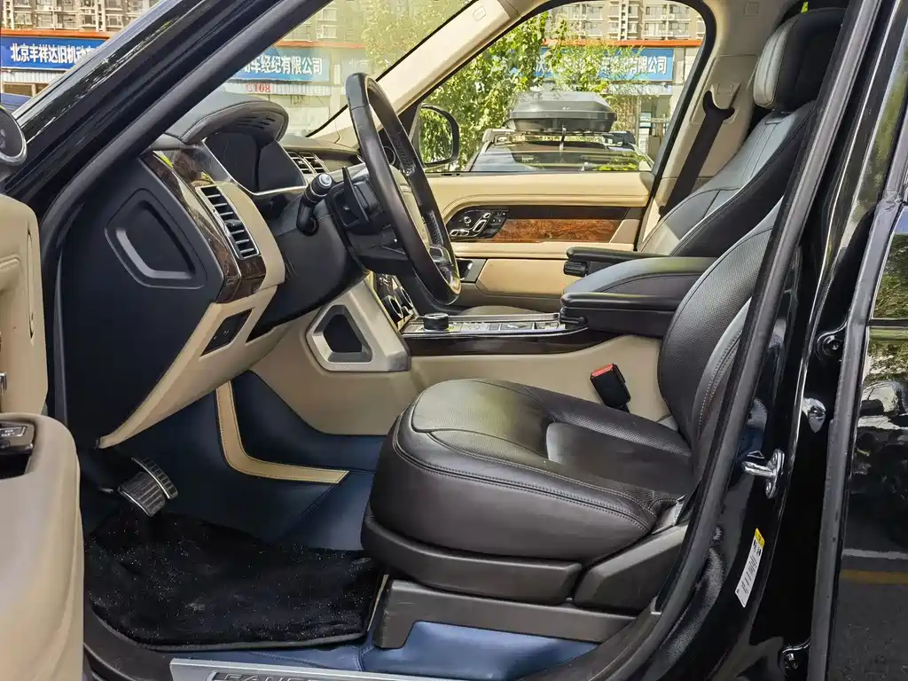 Land Rover Range Rover — миниатюра 5