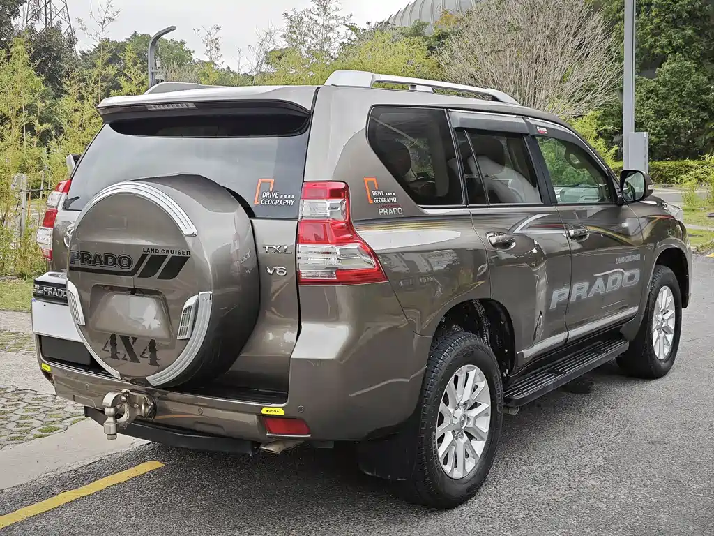 Toyota Land Cruiser Prado 2016 4.0L AT