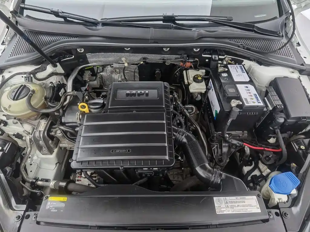 Volkswagen Golf 2016 1.6L AT Comfort