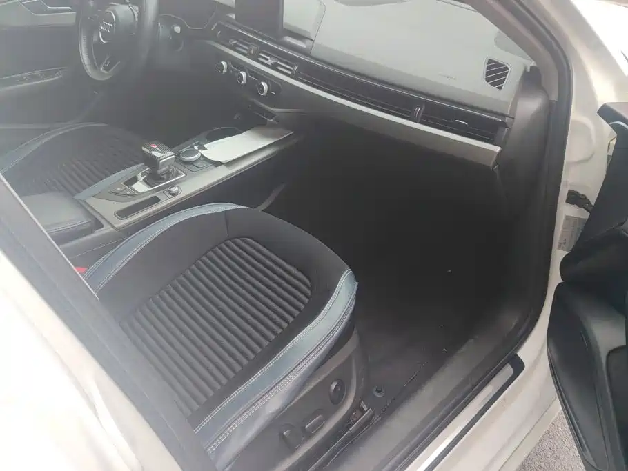 Audi A4L — миниатюра 8