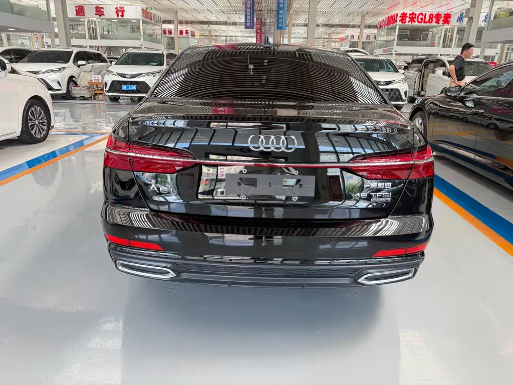 Audi A6L 2021 40 TFSI Luxury