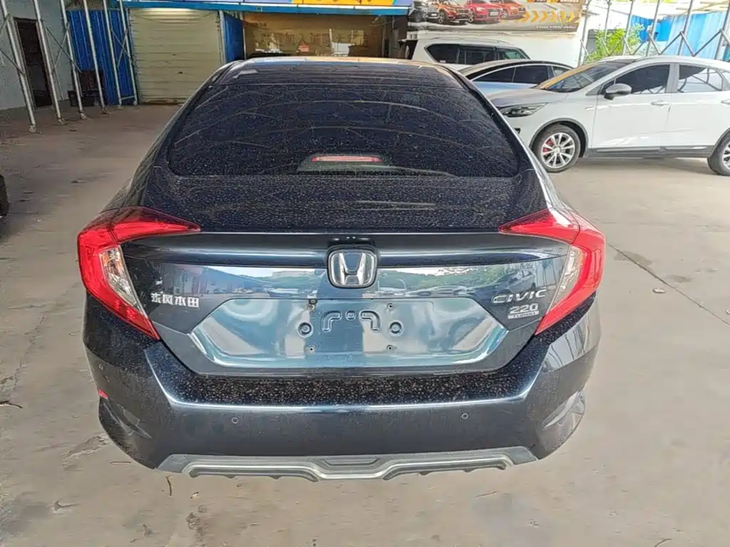 Honda Civic — миниатюра 6