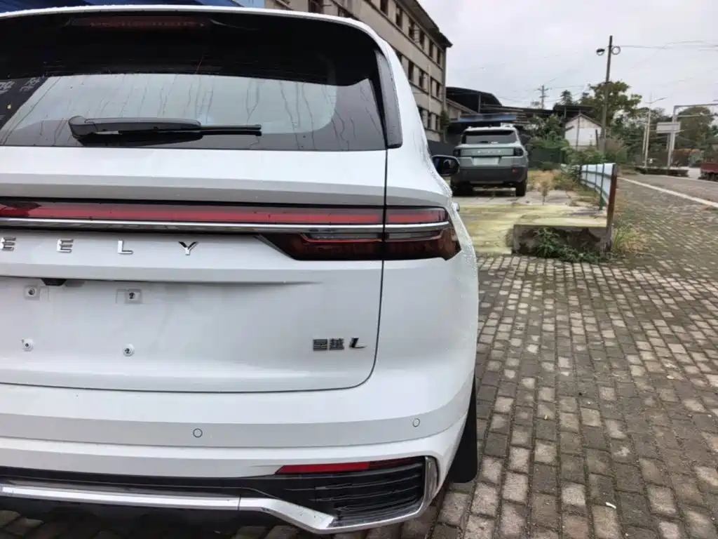 Geely Xingyue L — миниатюра 8