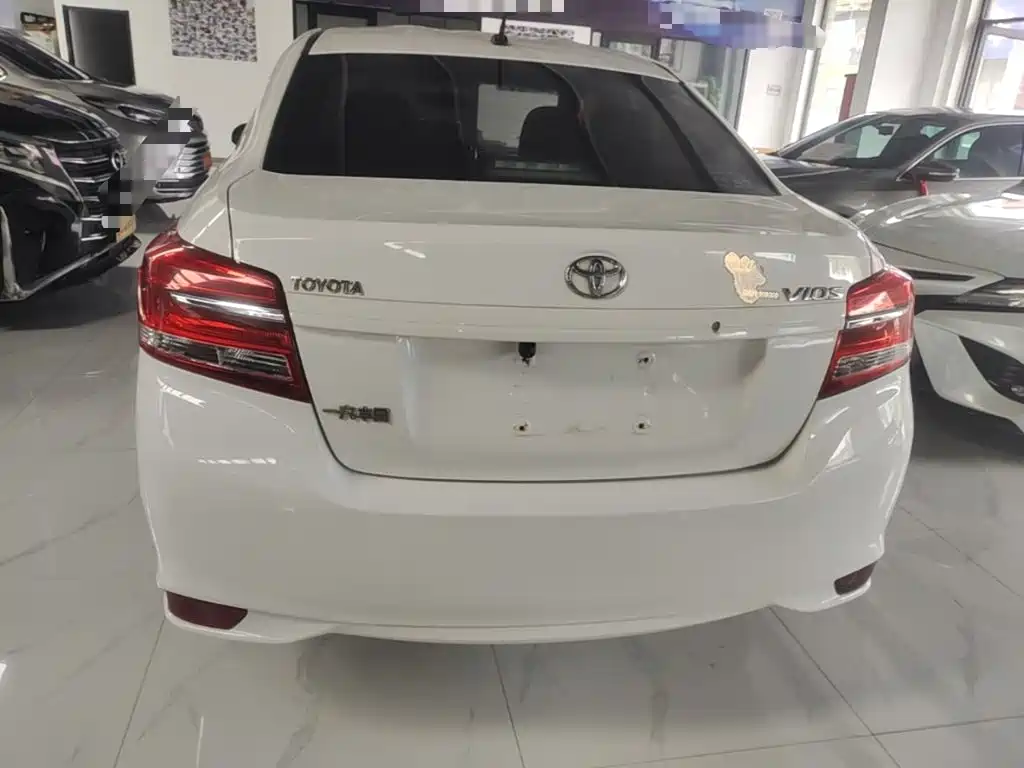 Toyota Vios — миниатюра 6