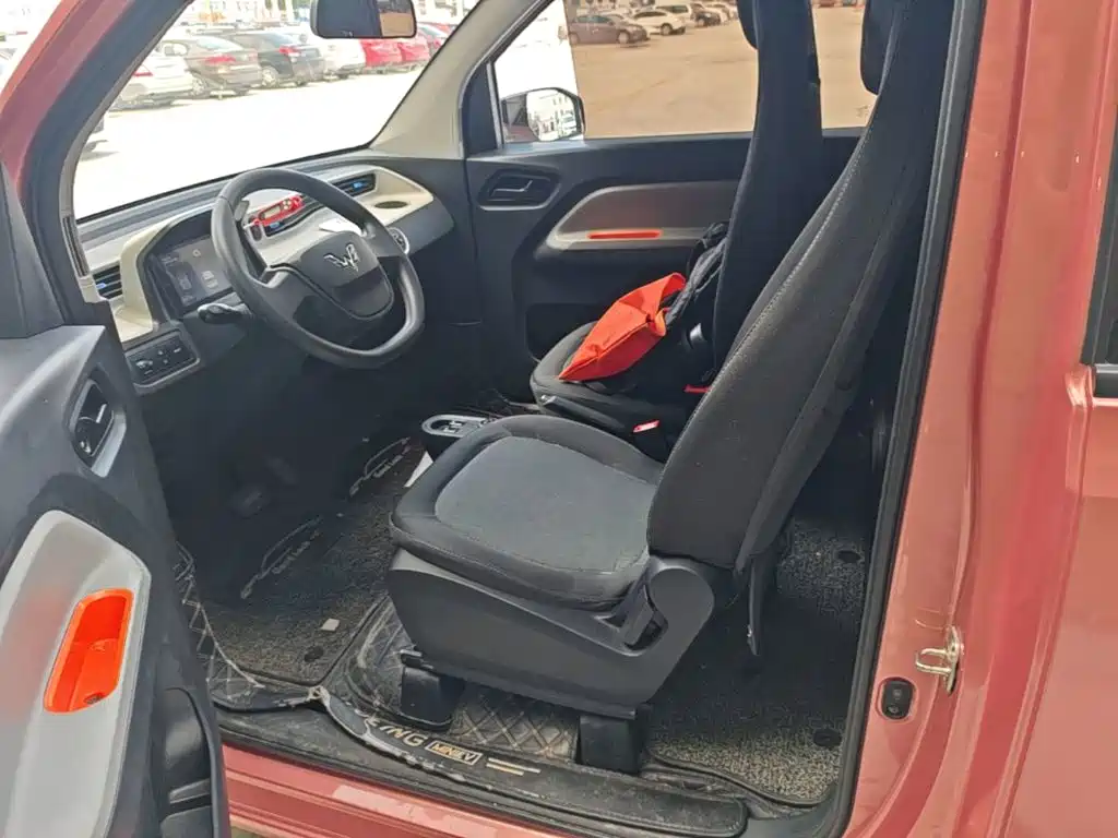 Wuling MINIEV — миниатюра 15