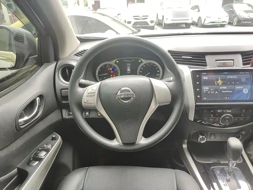 Nissan Terra — миниатюра 11