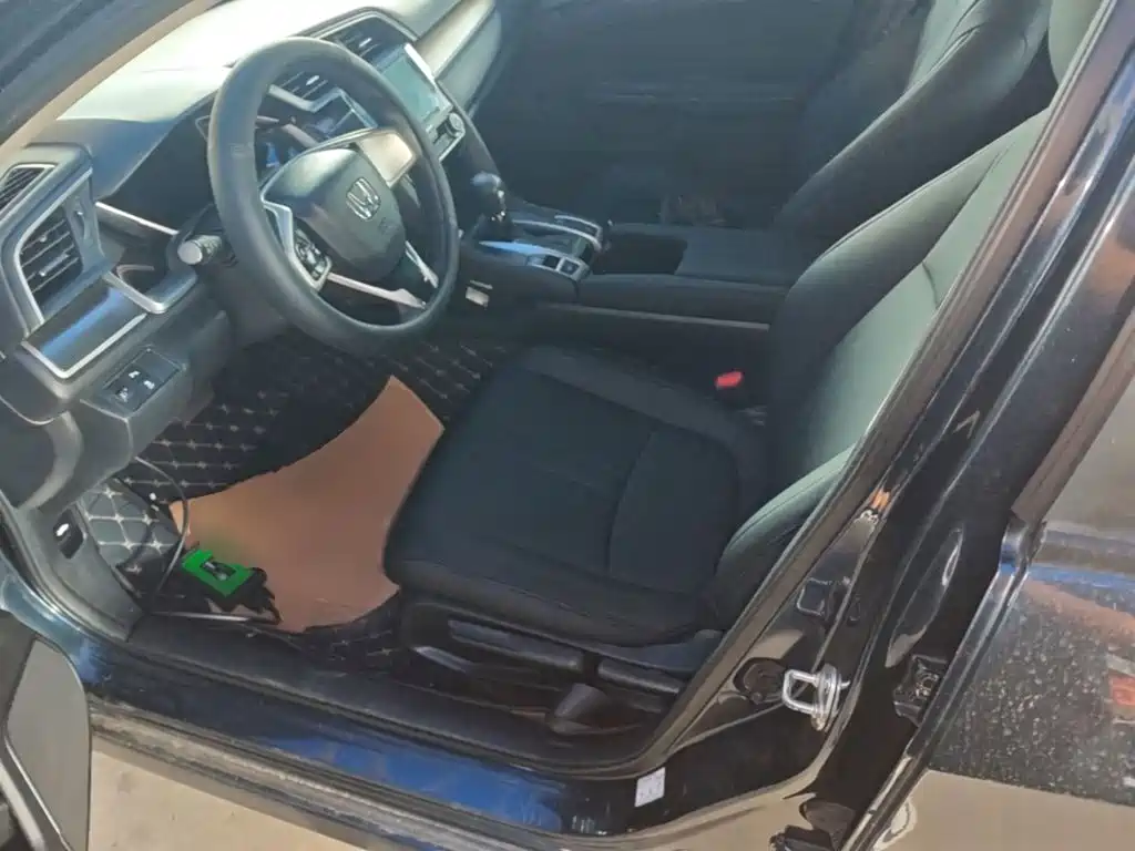 Honda Civic — миниатюра 15