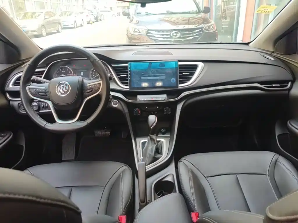 Buick Excelle — миниатюра 10