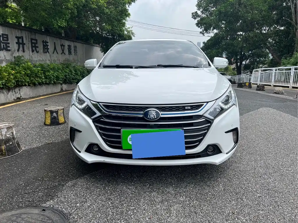 BYD Qin NEV — миниатюра 2