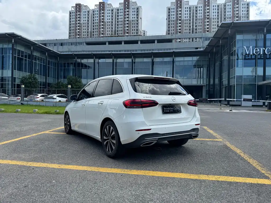 Mercedes-Benz B-Class — миниатюра 19