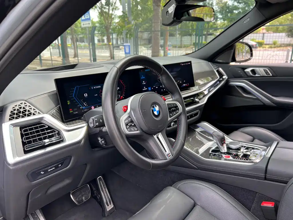 BMW X6 M — миниатюра 9