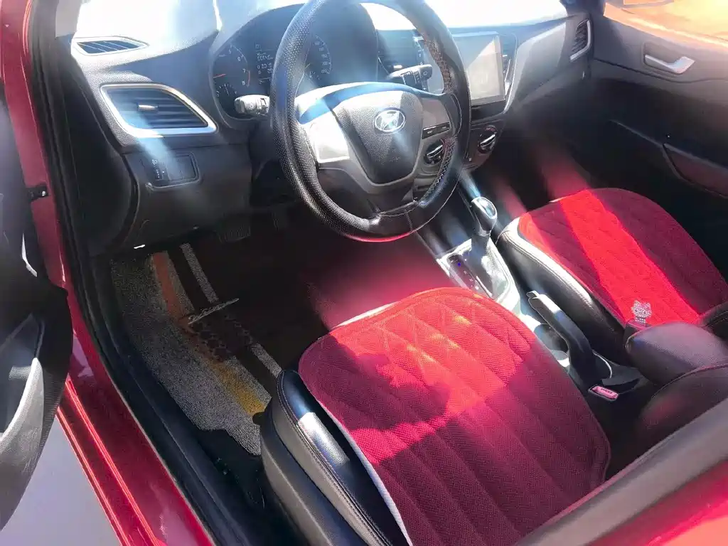 Hyundai Verna — миниатюра 5