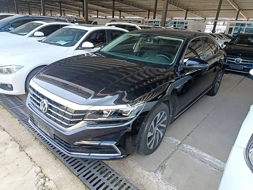 Volkswagen Passat PHEV — миниатюра 2