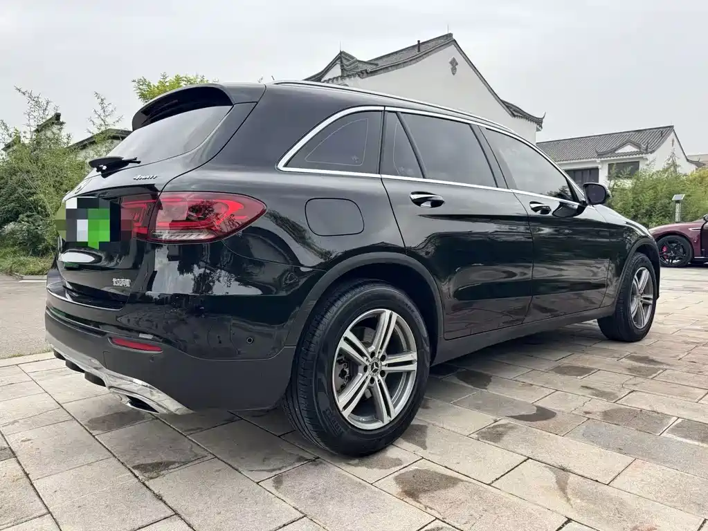 Mercedes-Benz GLC — миниатюра 9