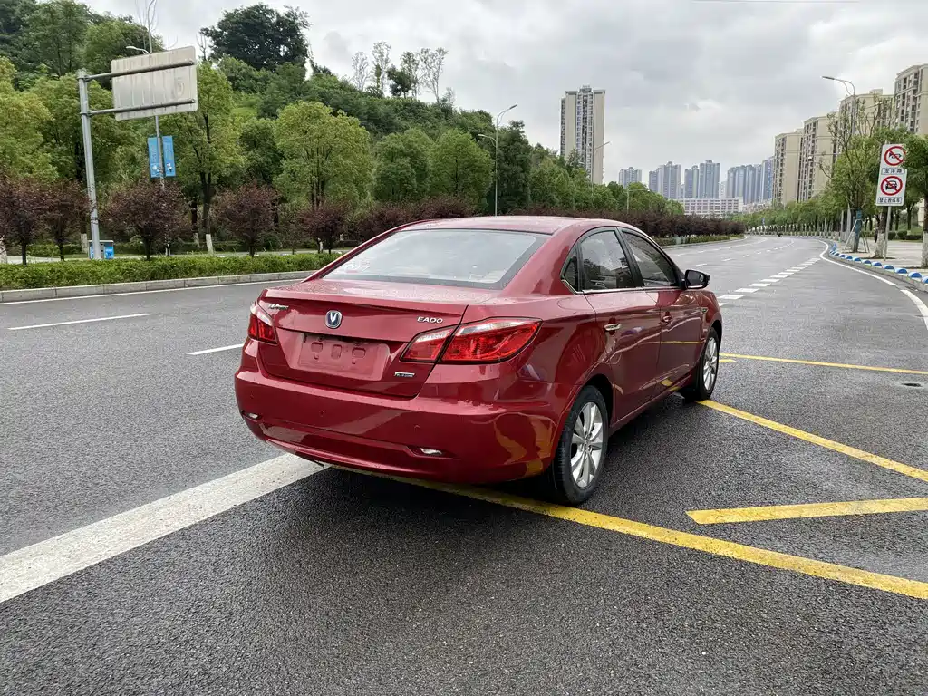 Changan Eado — миниатюра 6