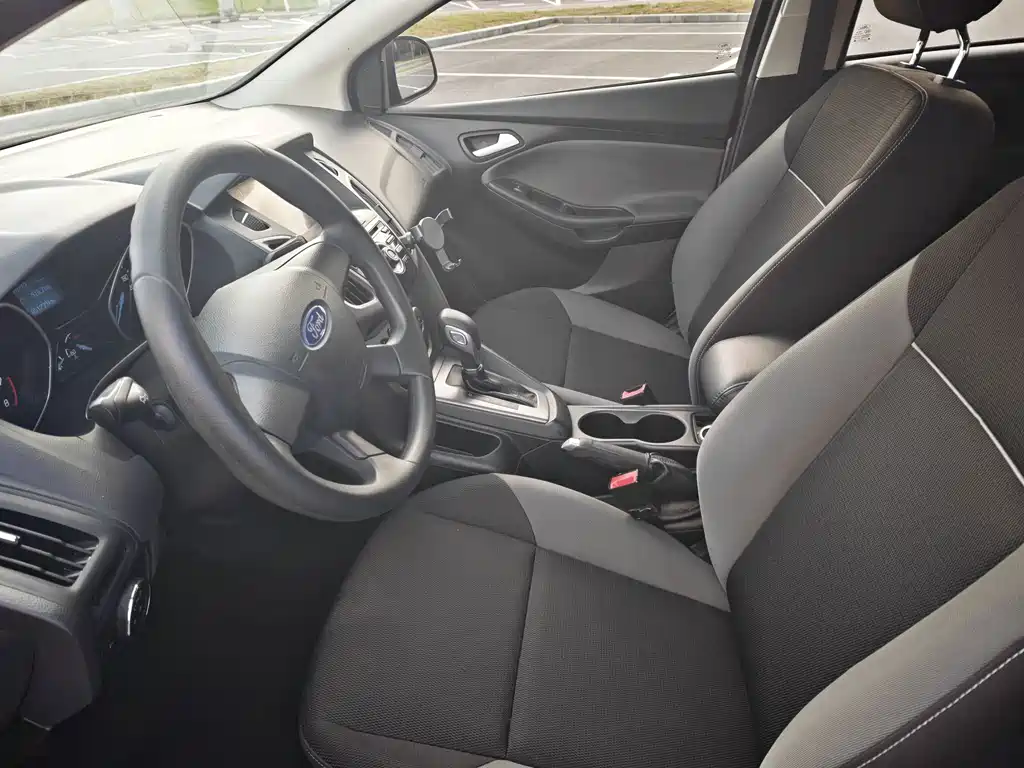 Ford Focus — миниатюра 9