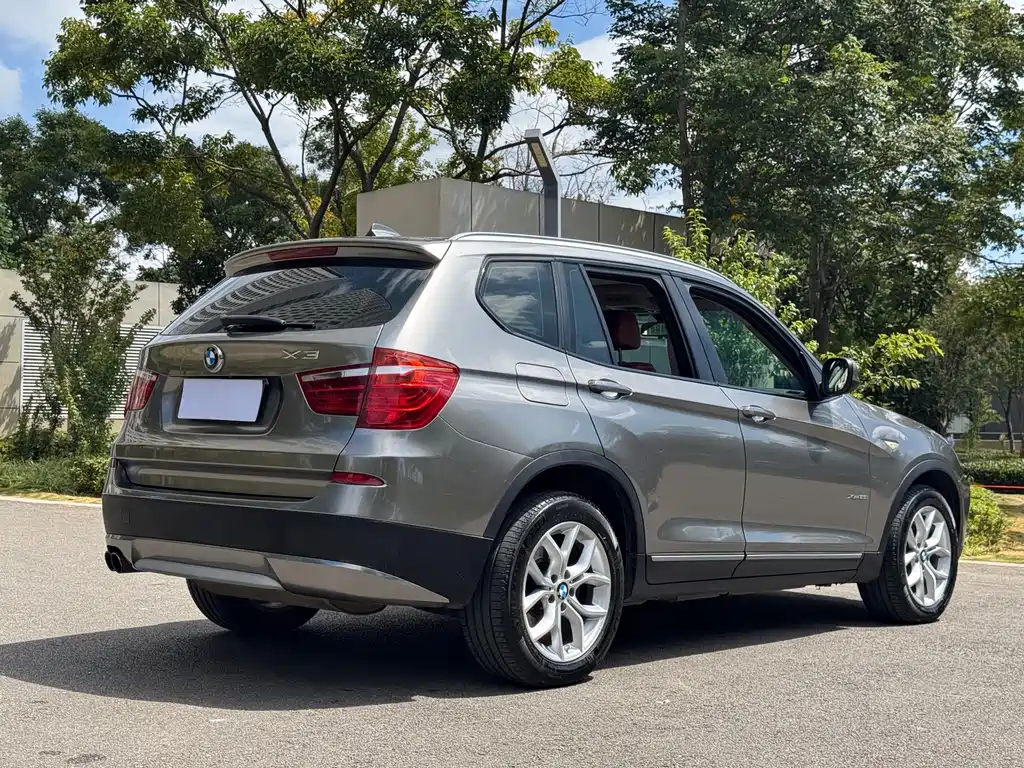 BMW X3 (Import) — миниатюра 7