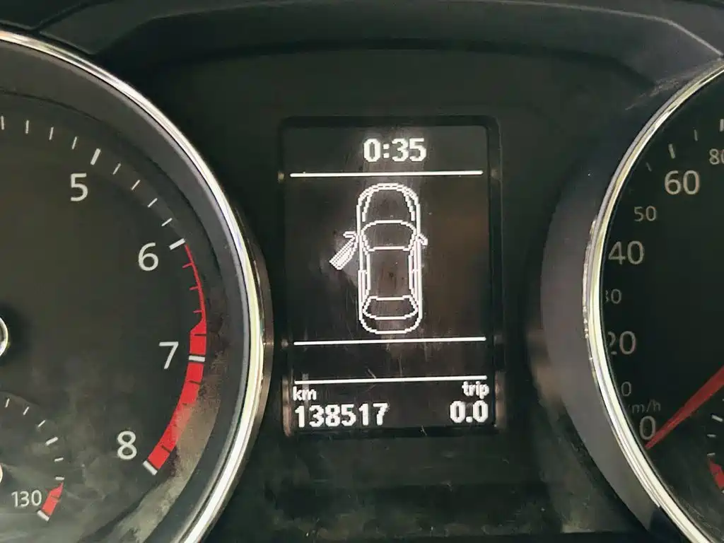 Volkswagen Sagitar — миниатюра 16