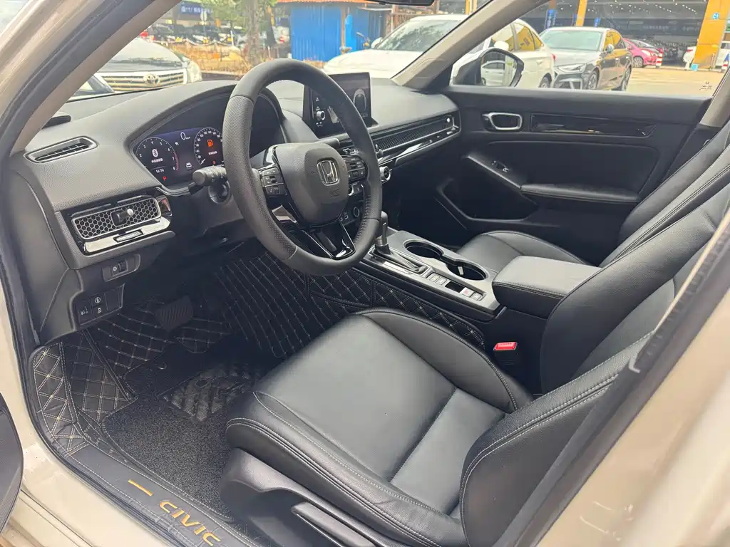 Honda Civic — миниатюра 4