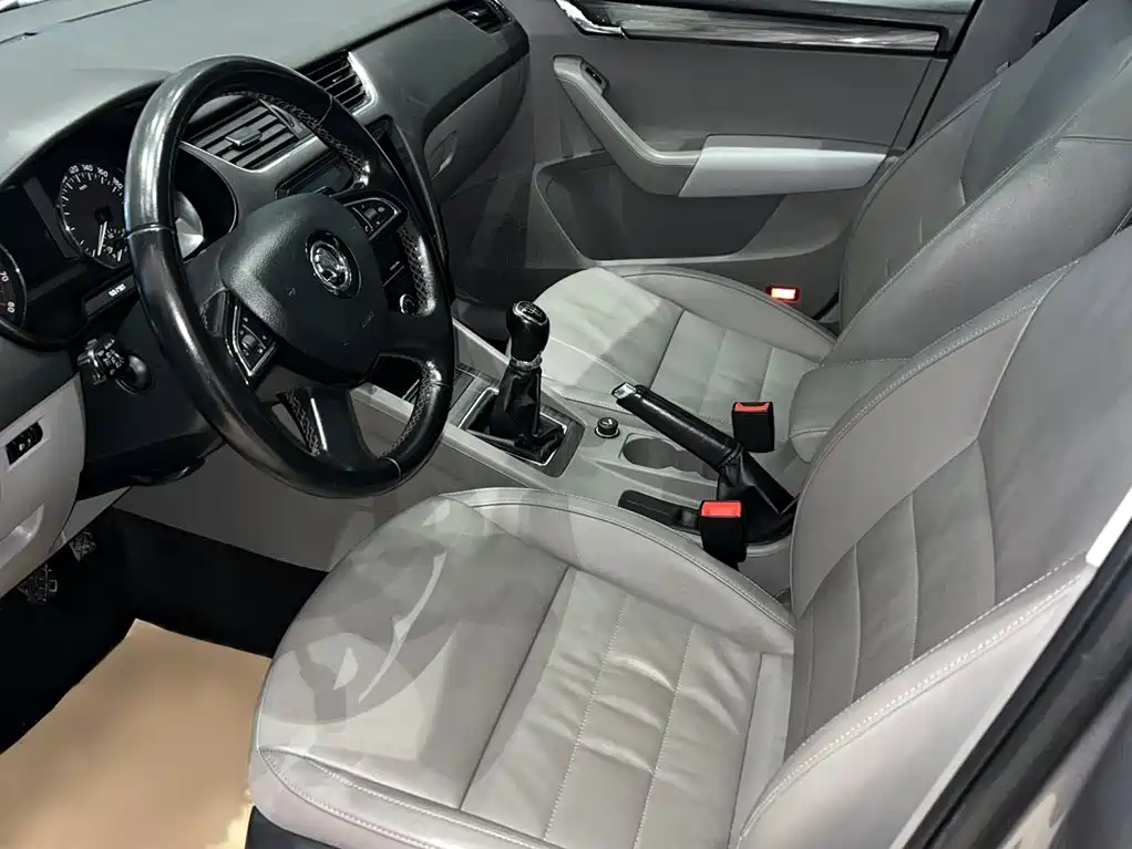 Skoda Octavia — миниатюра 13