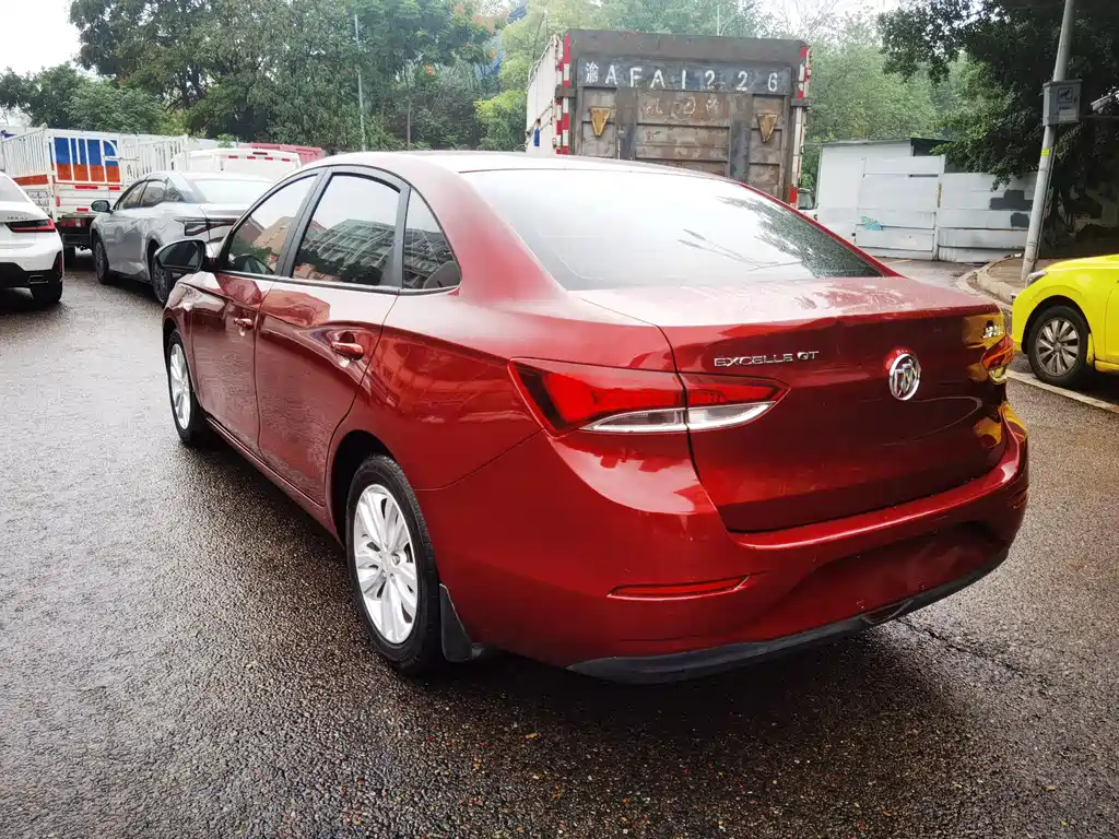 Buick Excelle — миниатюра 6