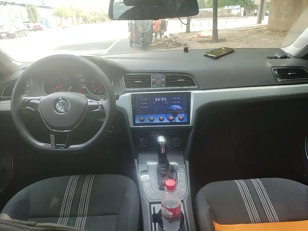 Volkswagen Lamando — миниатюра 10
