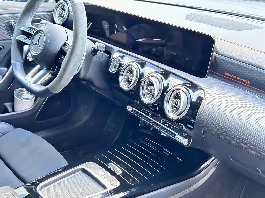 Mercedes-Benz A-Class AMG (Import) AMG A 45 S 4MATIC+燃擎当道特别版, фото 17