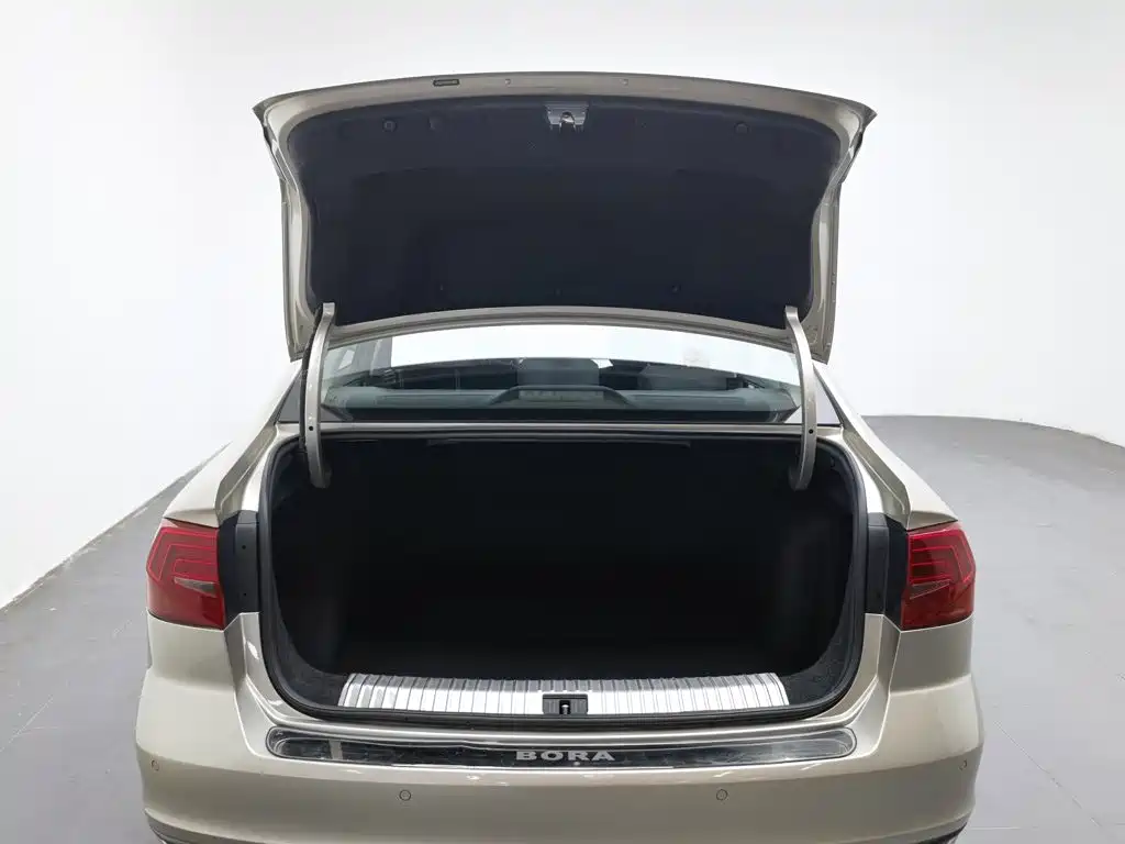 Volkswagen Bora — миниатюра 16