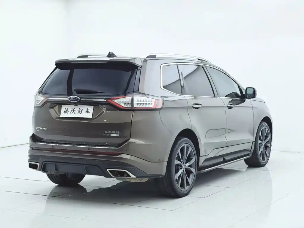 Ford Edge — миниатюра 28