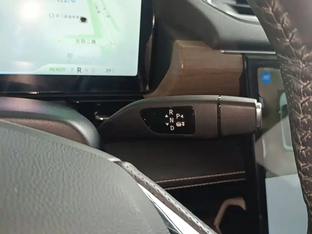 XPeng P5 — миниатюра 14