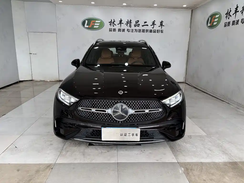 MERCEDES-BENZ  GLC