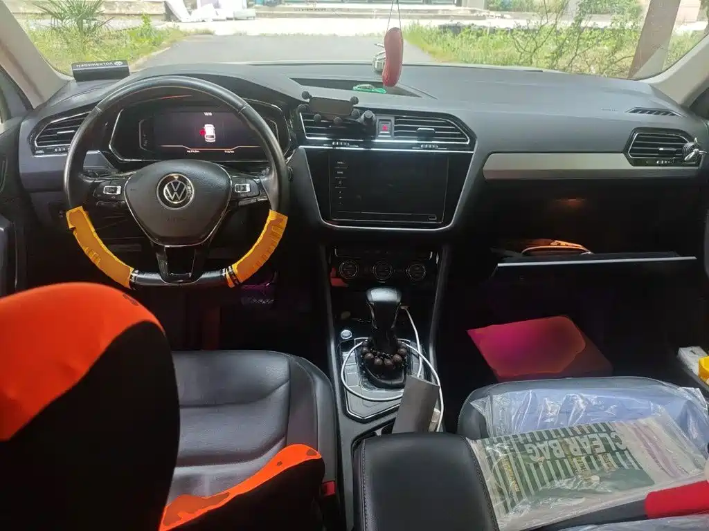 Volkswagen Tiguan L — миниатюра 10